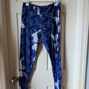 LuLaRoe T&C Blue with White Cats Leggings